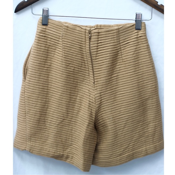 High Waist Shorts - Picture 4 of 5